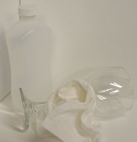 Ly thuỷ tinh uống rượu vang giá rẻ ly-thuy-tinh-uong-ruou-vang-gia-re 1.jpg (19 KB)